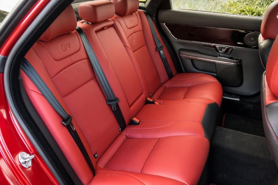  Jaguar XJR 2014 года  (фото 15 из 116)